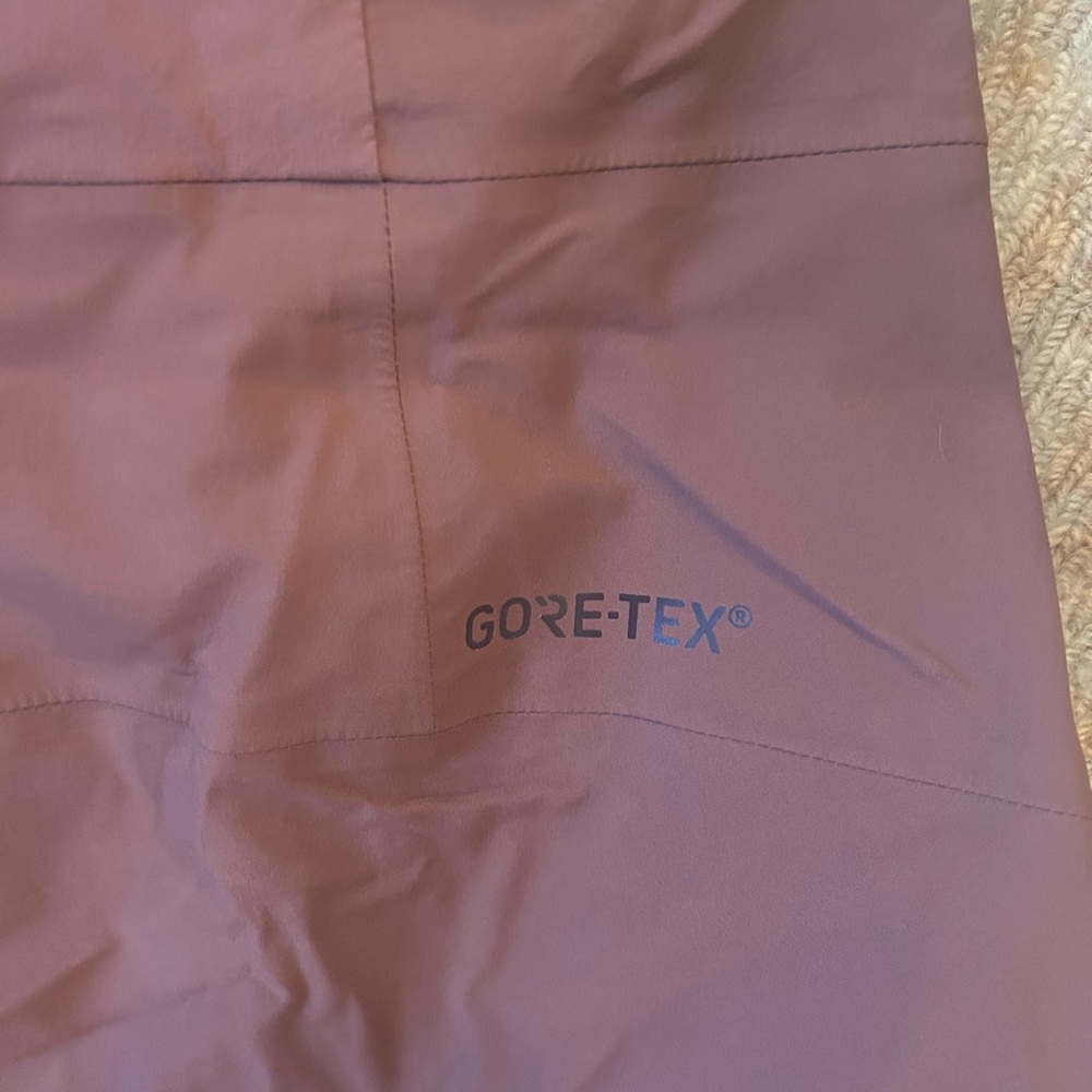 Burton Ski & Snow Bibs - Picture 3 of 6